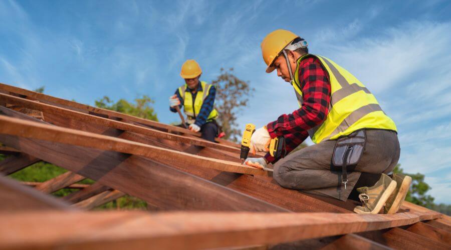 Professional Flat Roofing Installation services in Carlisle, IN